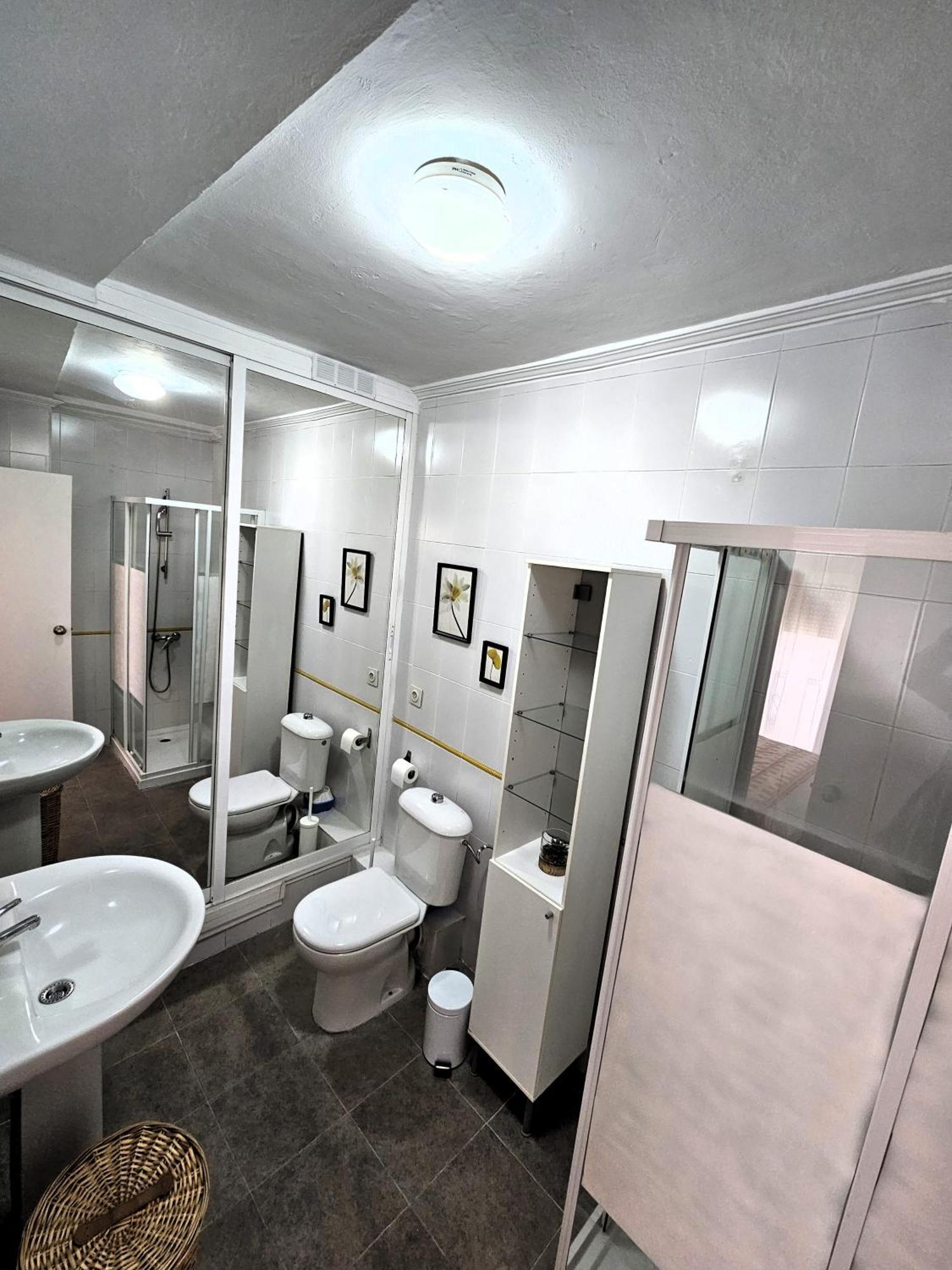 Sol Life Apartment Севиля Екстериор снимка